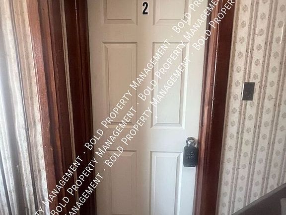 5th image of 423 Jonestown Rd #2