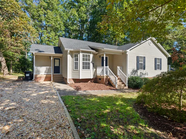 6908 Longridge Dr, Raleigh, NC 27603
