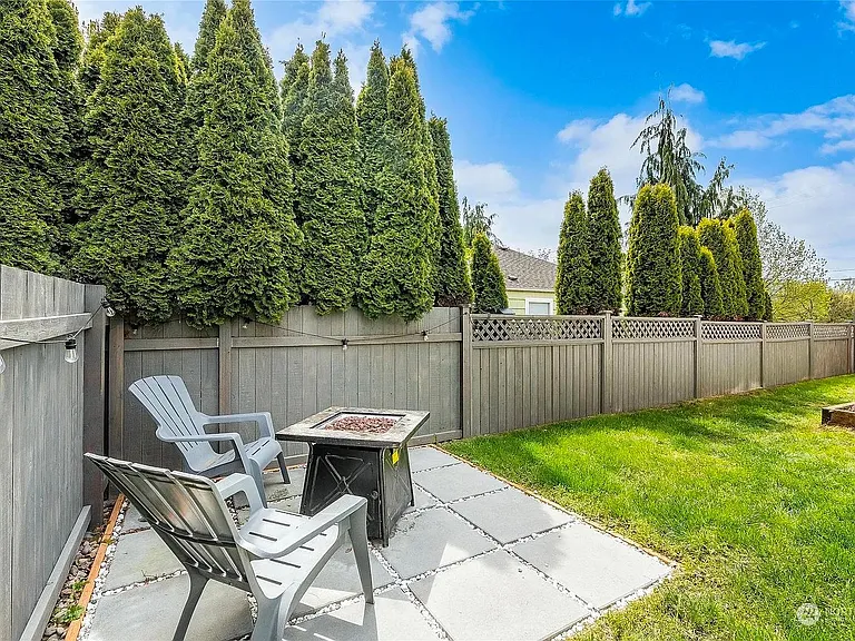 8336 Mary Ave NW — Photo 7