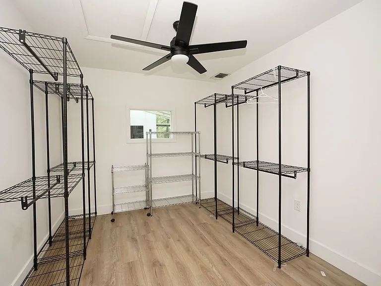 2419 Rocky Shores Dr — Photo 31