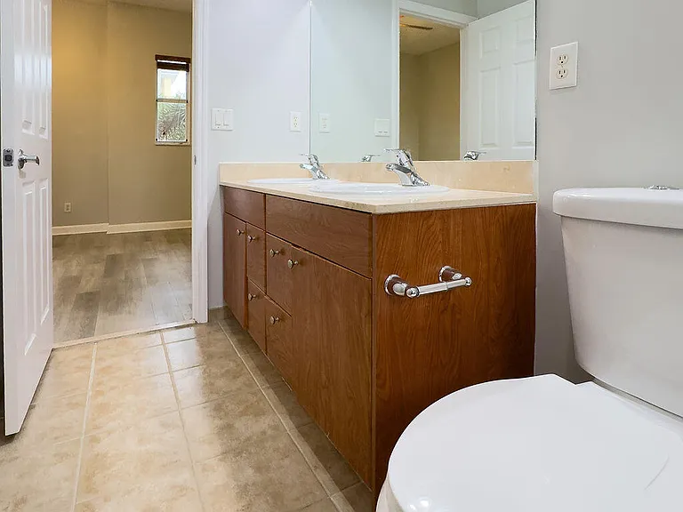 2313 Vintage Dr — Photo 25