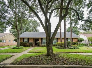 5714 Dumfries Dr, Houston, TX 77096