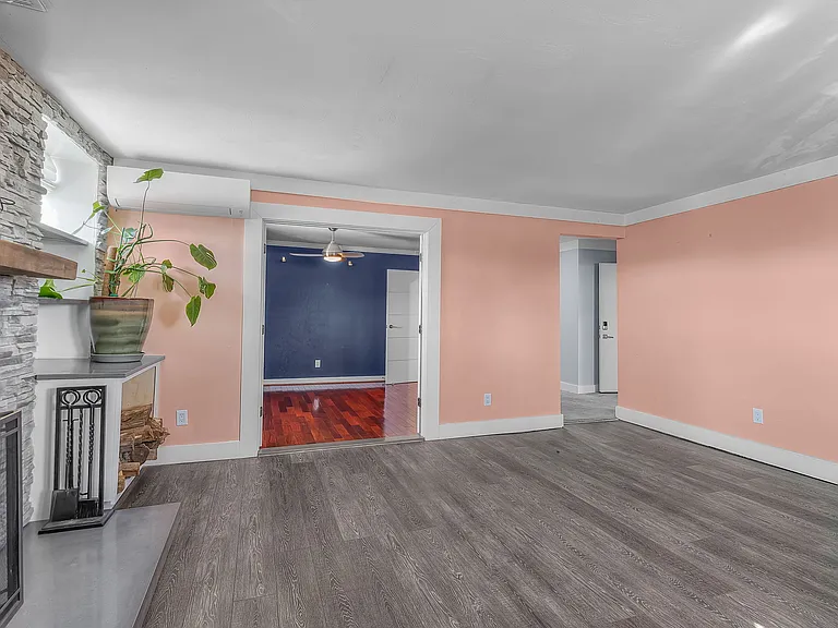 1915 Colonial Ave #6 — Photo 26