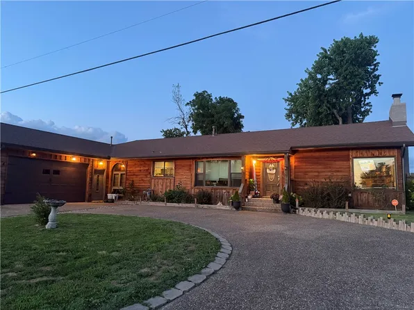 111 S 15th St, Rogers, AR 72758