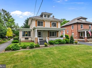 430 W Orange St, Lititz, PA 17543