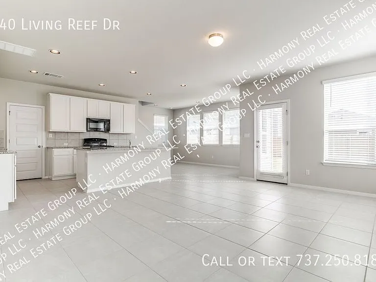 140 Living Reef Dr — Photo 8