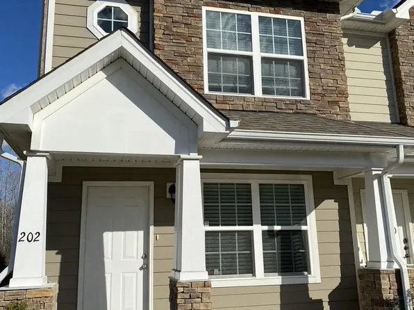 202 Cobblestone Place Dr, Goodlettsville, TN 37072