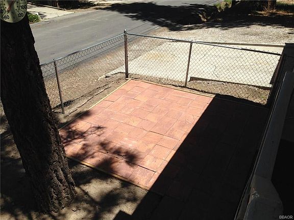 3rd image of 660 Booth Way