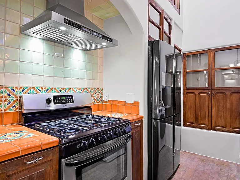 231A W Manhattan Ave — Photo 8