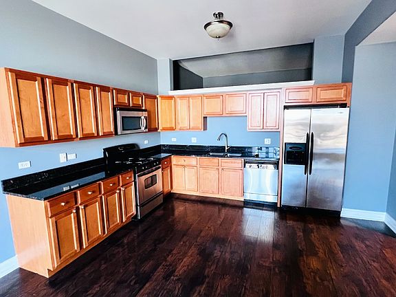 2nd image of 3630 N Harlem Ave APT 403