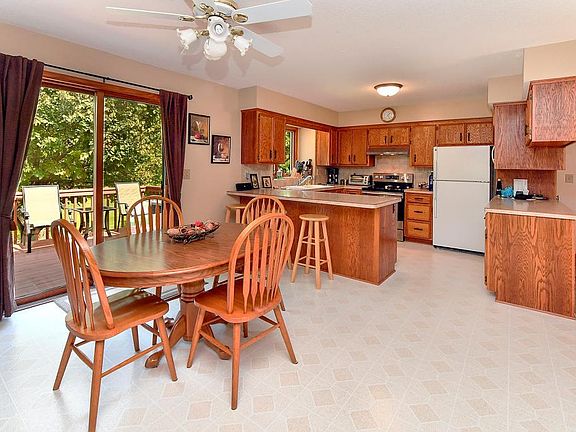 2nd image of 3465 Elm Creek Dr