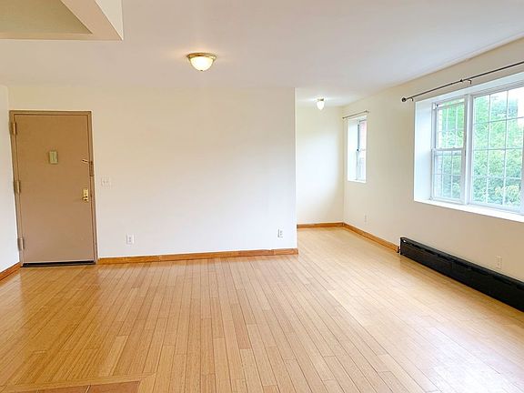 2nd image of 77 Troutman St APT 3