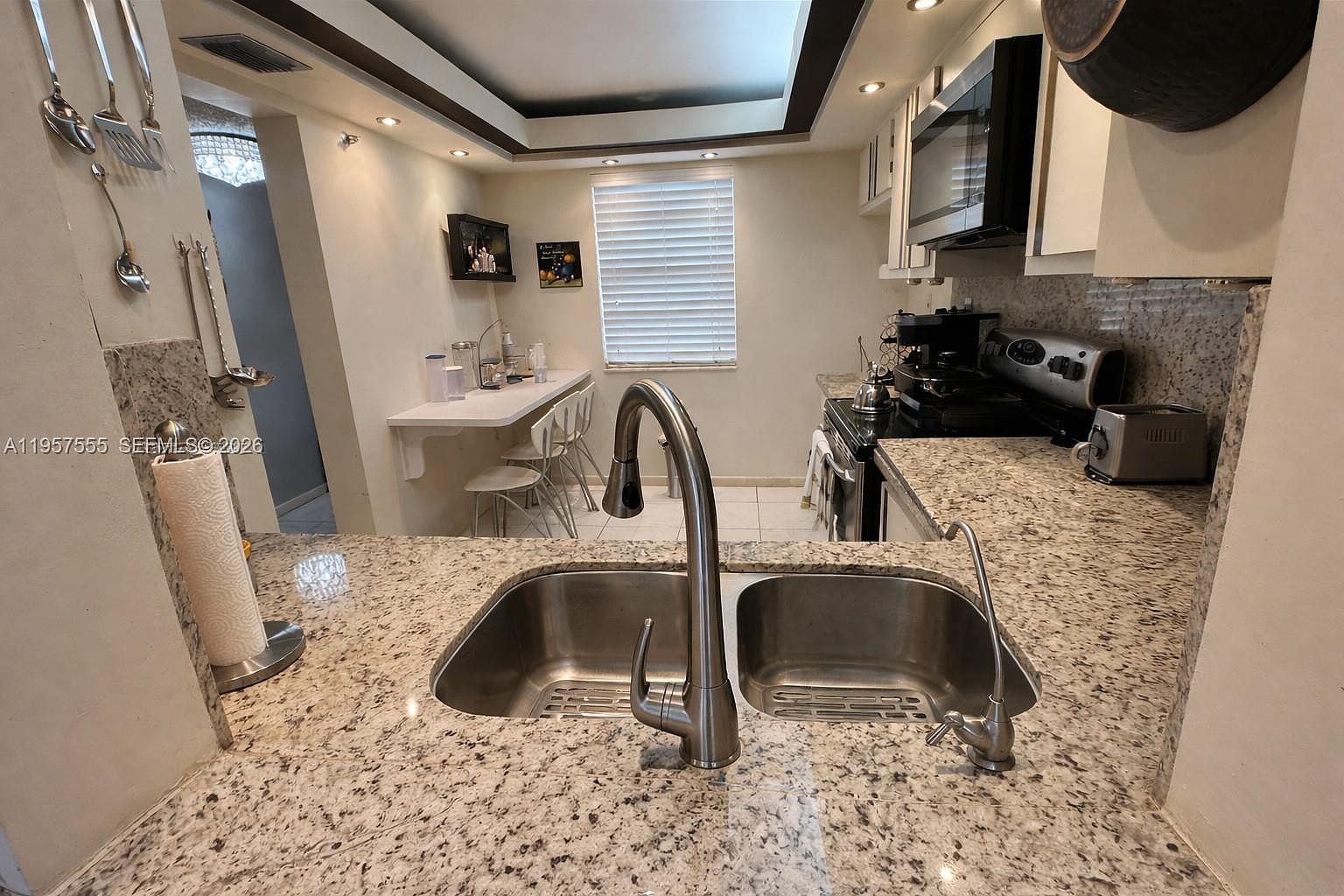 3910 Inverrary Blvd APT 603B