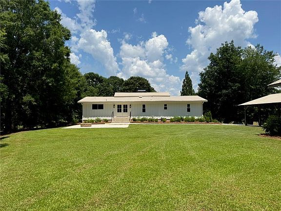 5th image of 600 Grady Rd