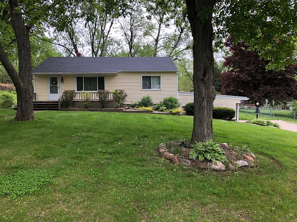 1st image of 2621 Gorlad St