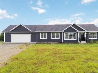 27 Sweeney St, Woodstock, NB E7M3N8