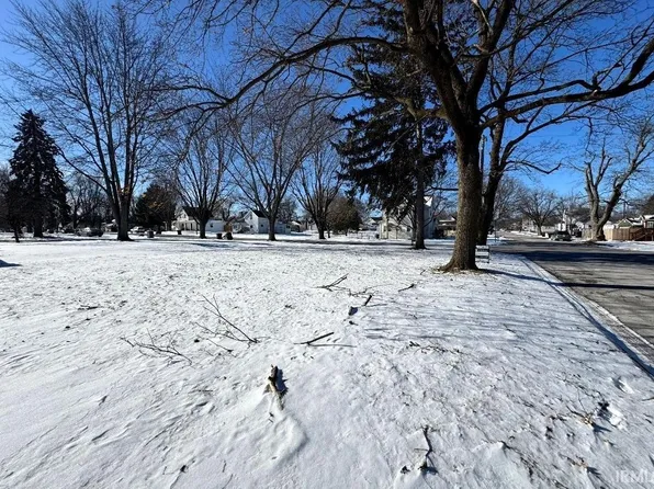 801 S Lee St, Garrett, IN 46738