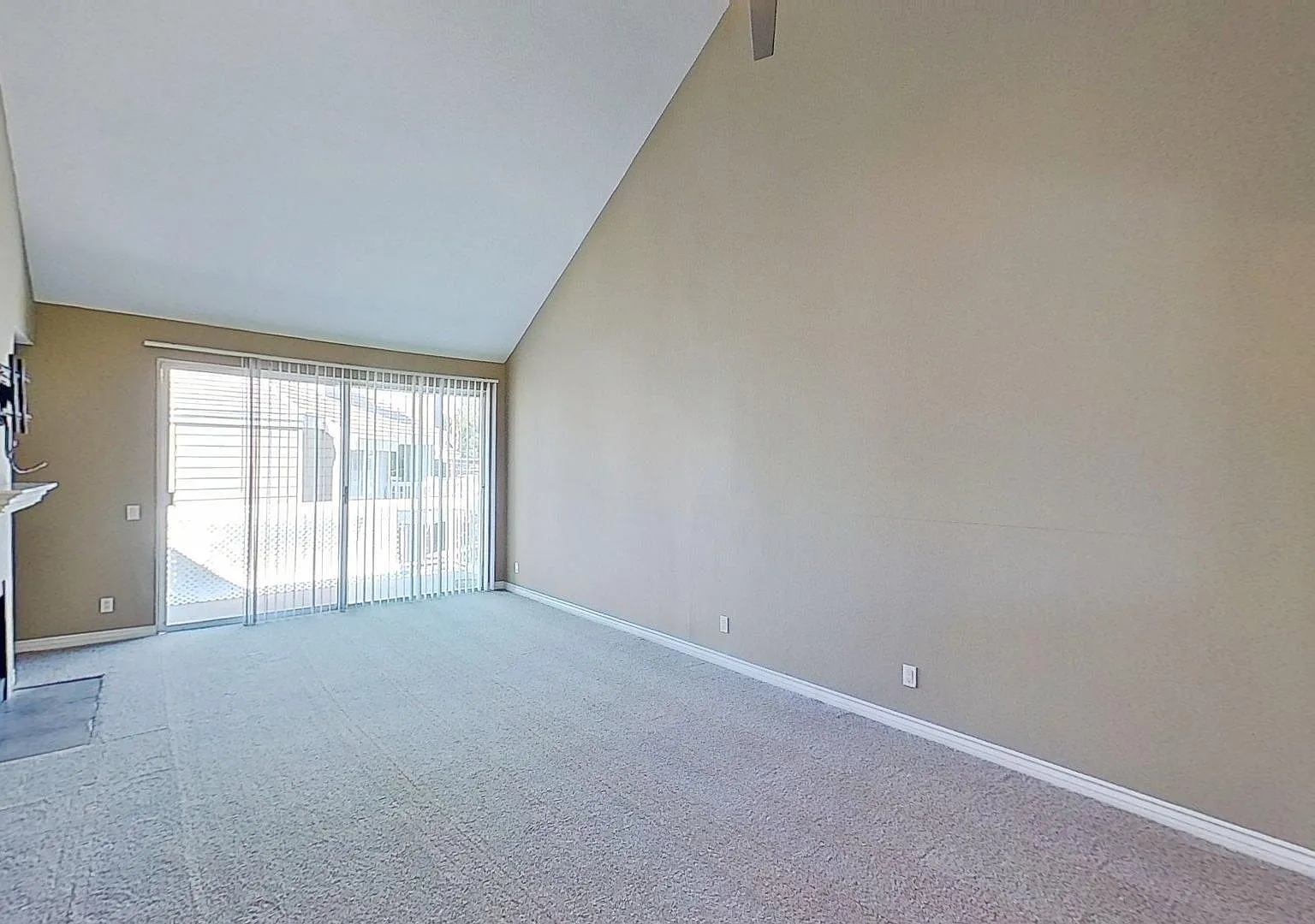 20251 Cape Coral Lane #319, Huntington Beach: Spacious 2 Bed 2 Bath Condo in Gated Community with... — Photo 2