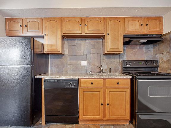 3rd image of 7000 Cleveland Ave APT A