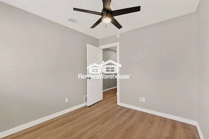 507 S Spring Creek Dr — Photo 39
