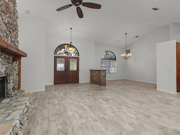 4th image of 22 Sea Oaks Dr
