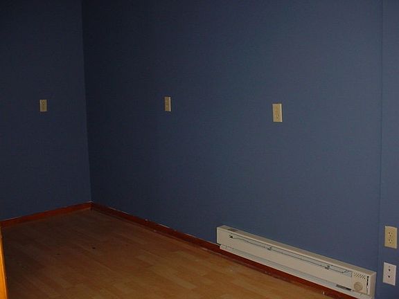 3rd image of 114 E Main St Ste C