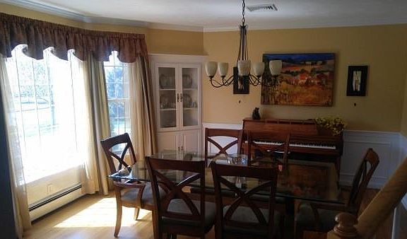 5th image of 15 Grist Mill Ln