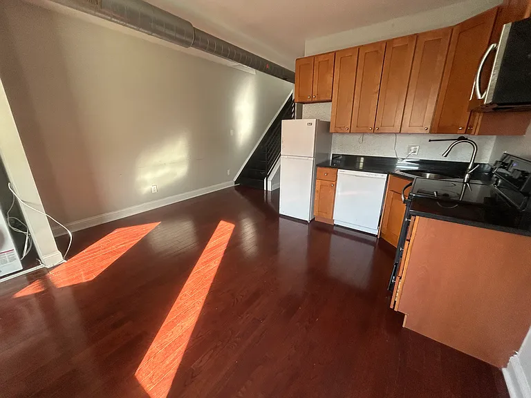 1613 Frankford Ave #3B — Photo 8