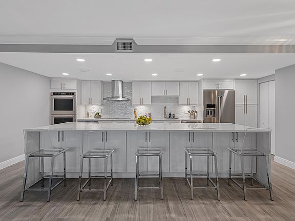 3rd image of 777 NE Bayshore Drive #705