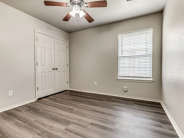 21862 Meadow Mist Ct — Photo 21
