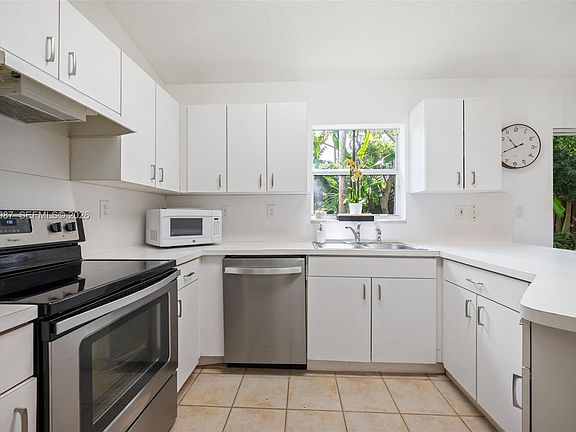 5th image of 18061 SW 152nd Ct
