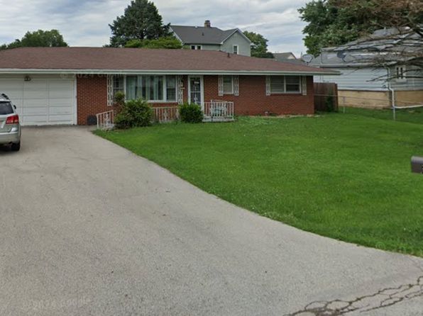 205 W Lincoln St