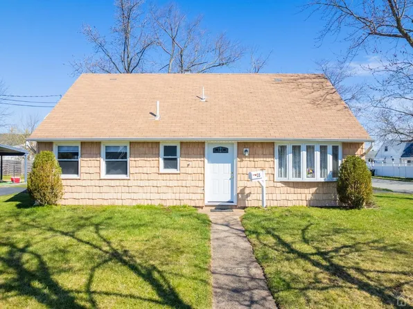 35 W Iselin Pkwy, Iselin, NJ 08830