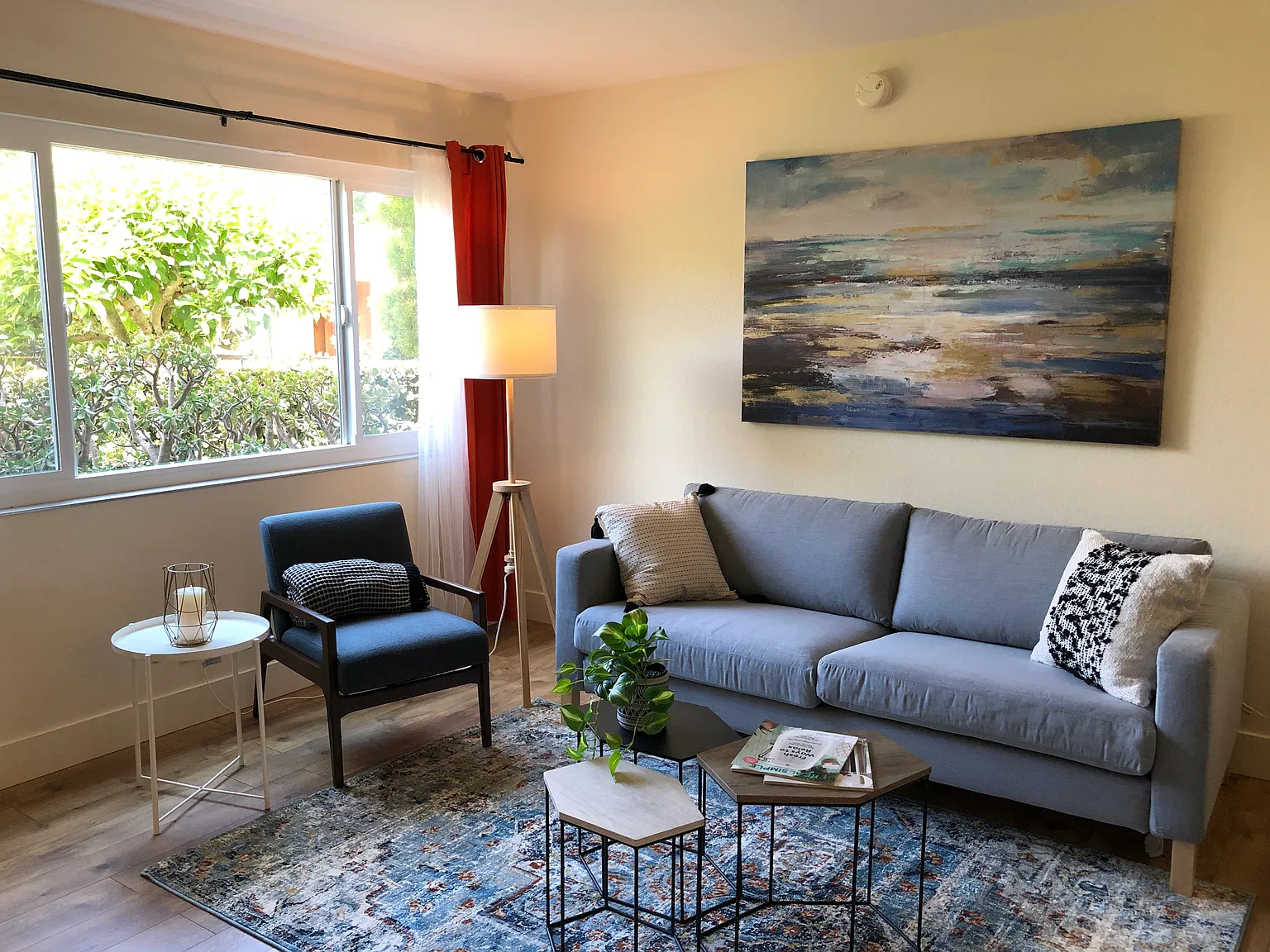 2 bed, 980 sqft, $3,150 — Photo 2