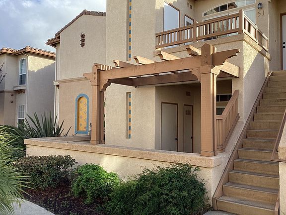 2nd image of 610 Sunrise Dr Unit 5I
