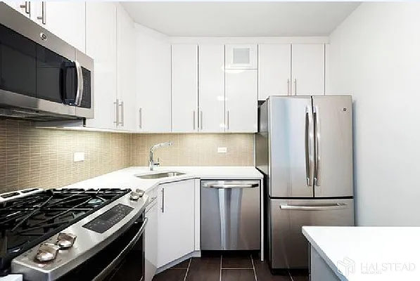 Rented by Halstead Real Estate | media 8