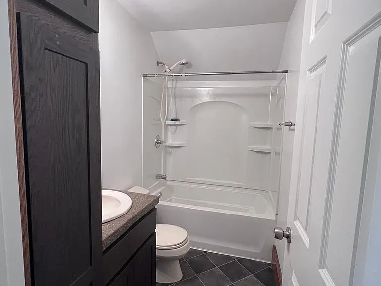 1025 Sherman St SE — Photo 13