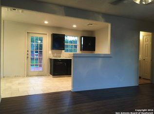 631 W Vestal Pl, San Antonio, TX 78221