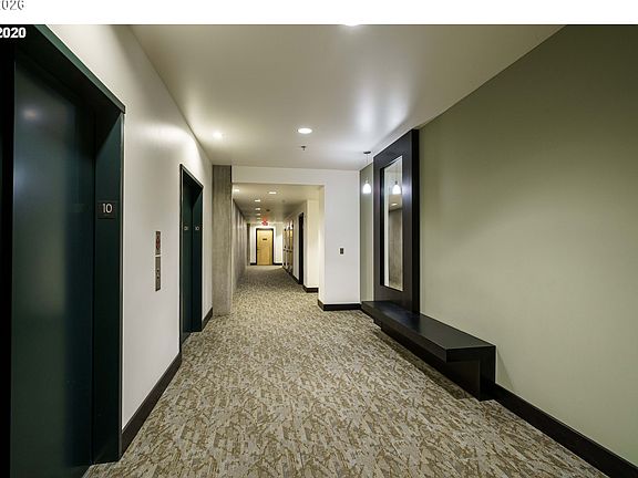 5th image of 333 NW 9th Ave Unit 1011
