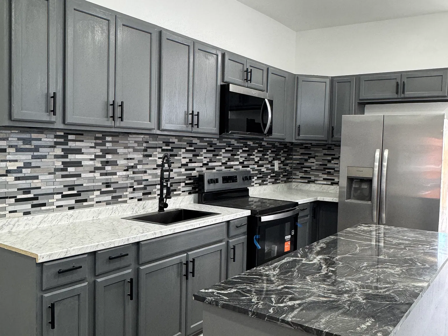 5 bed, 1.5 bath, $1,890 — Photo 3