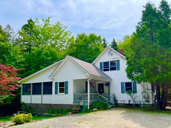 15 Salem Towne Road, Southwest Harbor, ME 04679