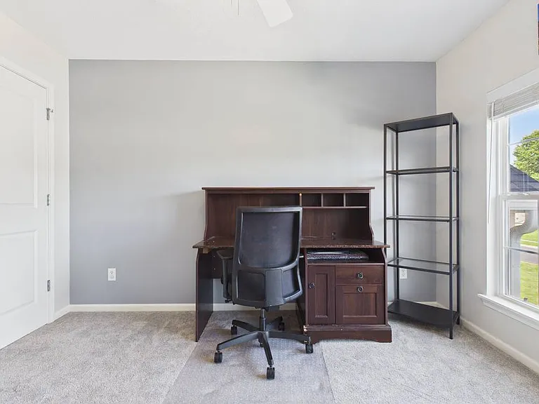 116 Deerfield Dr — Photo 32