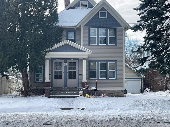 229 E. Irving, 229 E Irving Ave #A, Oshkosh, WI 54901