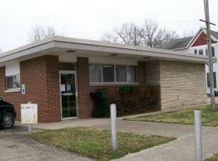 404 S 4th St, Effingham, IL 62401