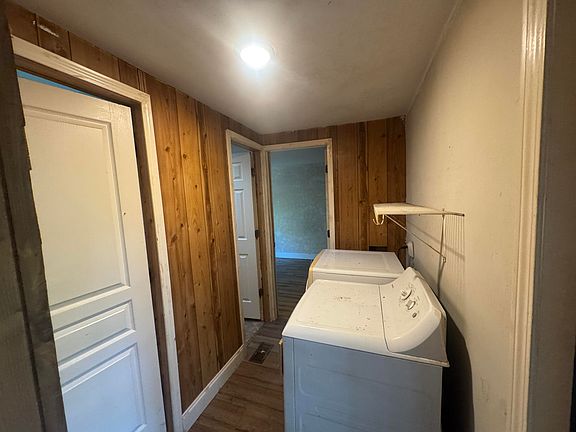 5th image of 516 Gross Rd