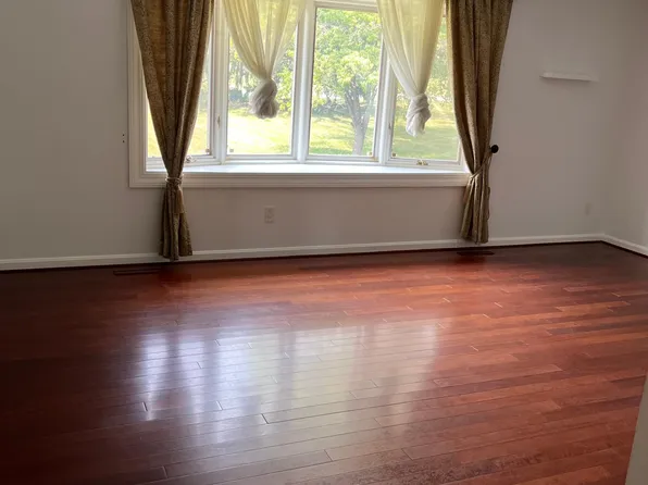 3281 Sharp Rd, Glenwood, MD 21738