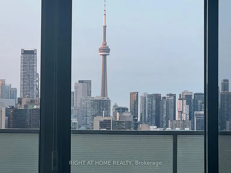 200 Bloor St W #1604 — Photo 16
