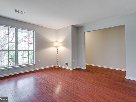 5th image of 6211 Portal Ct