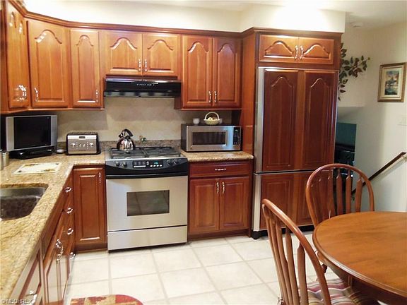 3rd image of 20714 Homestead Park Dr