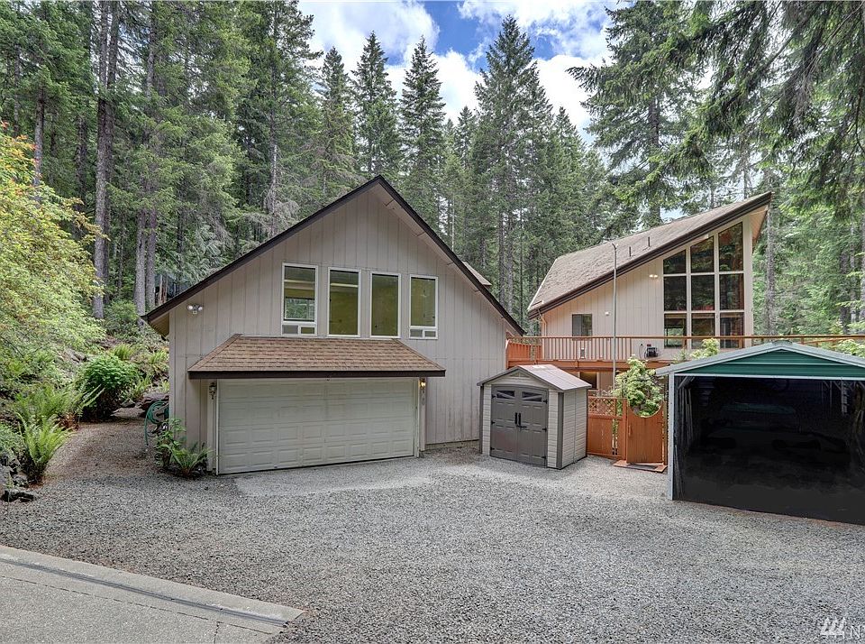 1st image of 210 N Clallam Pl